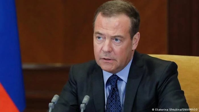 Dmitri Medvedev afirmă că Rusia nu poate pune capăt războiului chiar dacă Ucraina ar renunța la NATO