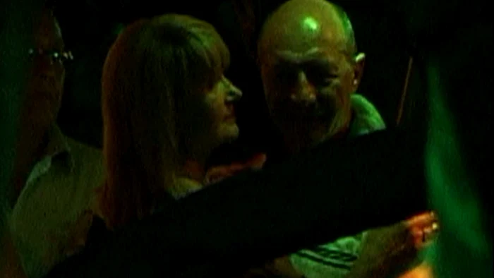 Traian Băsescu şi soţia sa au fost sâmbătă seara la o terasă din Neptun.
