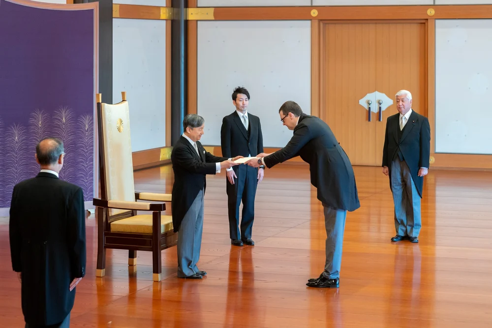 Parteneriatul strategic româno-nipon, un liant pentru noi investiţii, proiecte comune şi transfer de tehnologie. Interviu cu ambasadorul României în Japonia, Excelența Sa, Ovidiu Raețchi