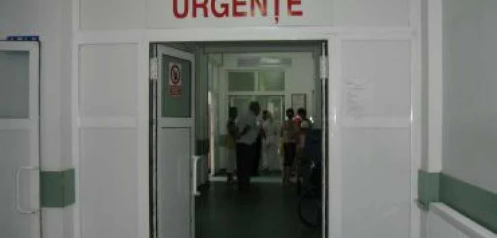 Târgu-Jiu: Adus la spital în comă alcoolică