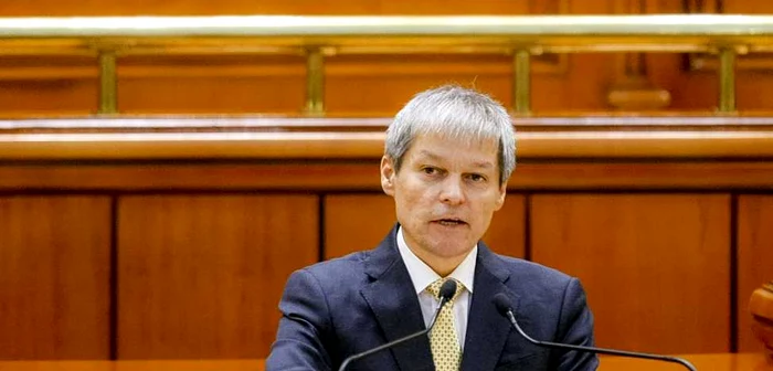 Dacian Ciolos in parlament FOTO Inquam Photos 