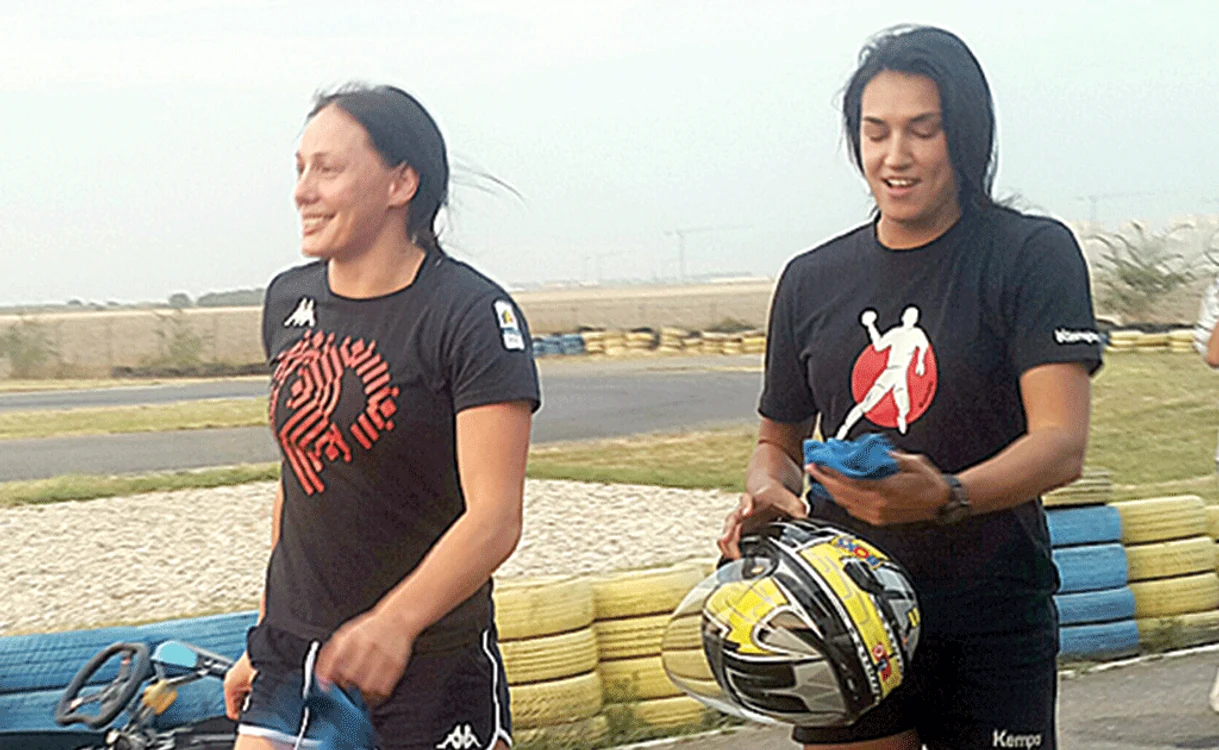 Melinda Geiger şi Cristina Neagu au oferit duelul serii