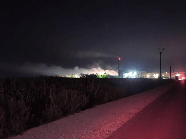 Incendiu violent la o hală de sortare a deșeurilor menajere din Slobozia
