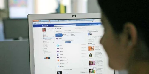 Membrii Facebook sunt contrariaţi de schimbările grafice  