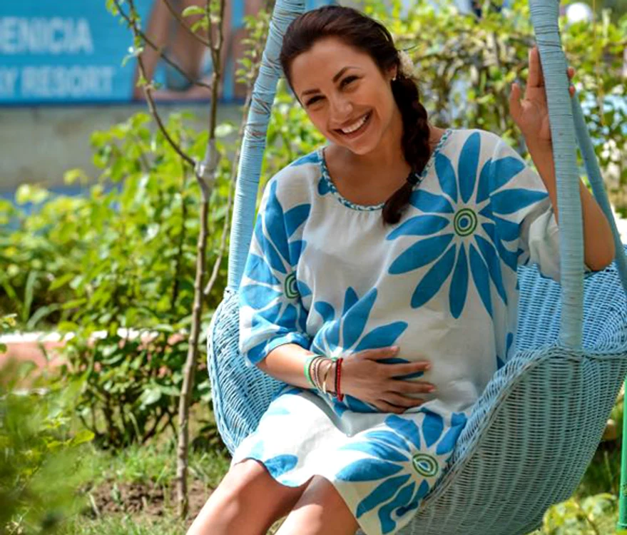 
    Când naşte Andra. Solista a fost la mare înainte de întâlnirea cu fetiţa eifoto: arhiva personală  