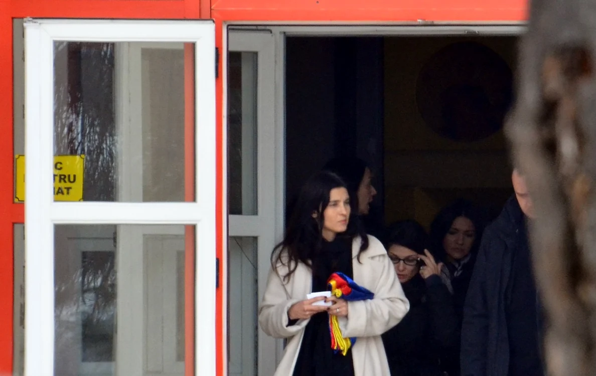 Dana Nicolaescu, vânată de hienele din presă FOTO Pappics