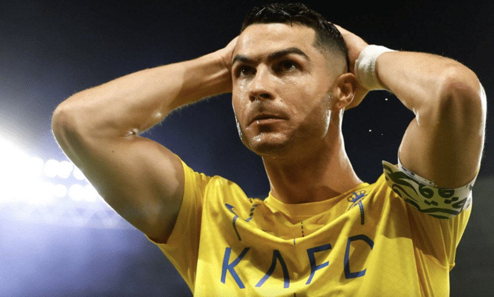 Sportul nu mai trăiește doar pe teren. Rețelele de socializare în cariera unui sportiv, benefice sau nu?