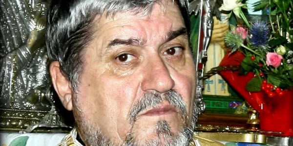 Preotul Remus Dumbravă din Constanţa