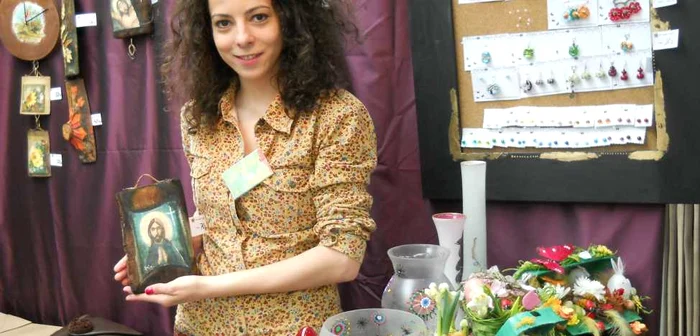 Claudia Cacovean vinde aranjamente decorative de Paşte la Expo Transilvania.