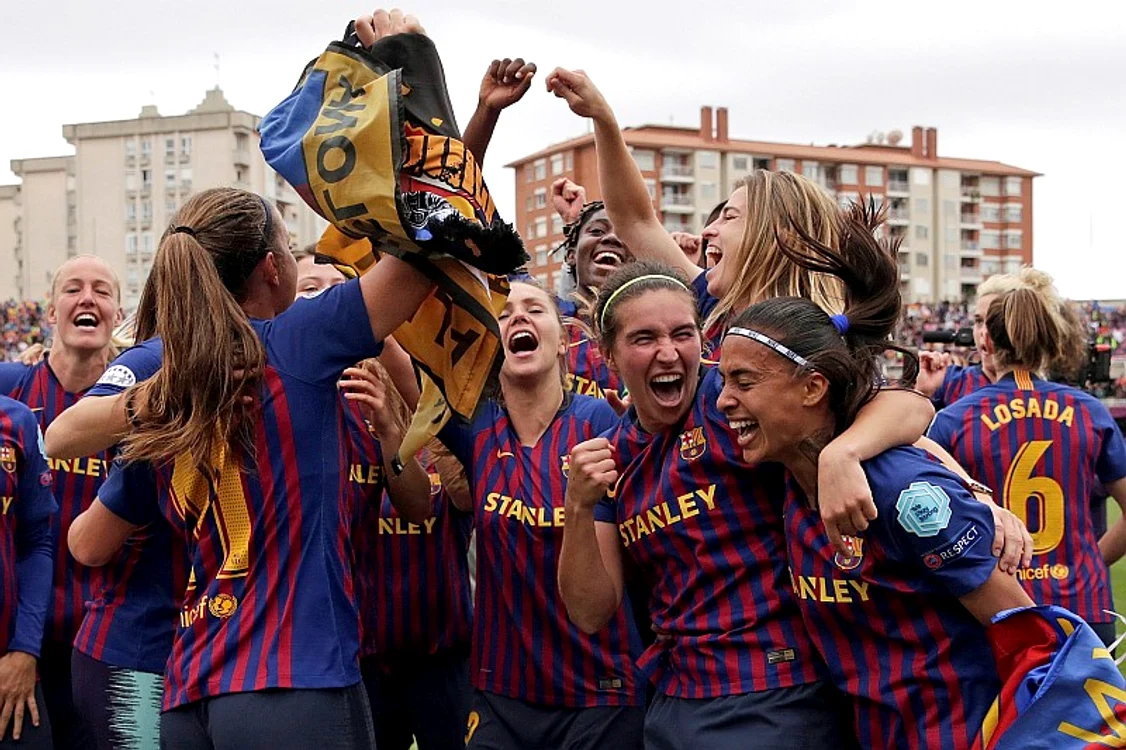 
    Fotbalistele de la FC Barcelona s-au calificat în finala Ligii CampionilorFoto: EPA-EFE  