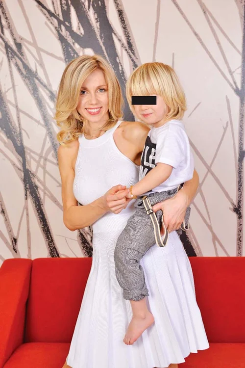 
    Florin Grozea este  căsătorit cu Ioana şi au  doi băieţi, Sasha şi RaulFotografii: Arhivă personală  