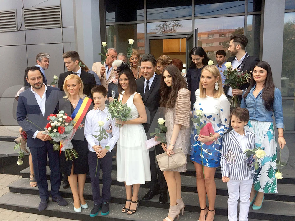 Cei doi copii din căsătoria cu Andrei Zaharescu au participat la ceremonie