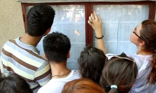 foto2 afisare rezultate bac jpg