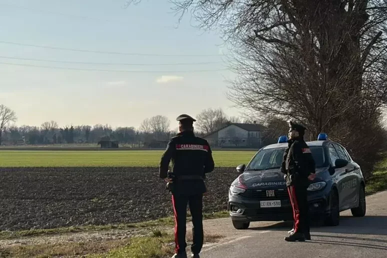 Un tânăr moldovean, găsit împușcat pe un câmp din Italia