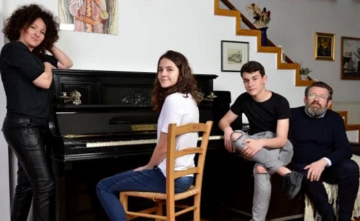 Adrian Titieni a trecut printr-o despărţire