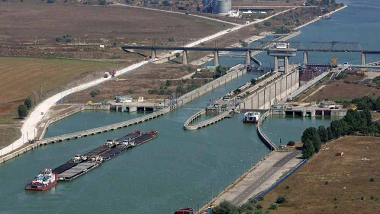 Canalul Dunăre - Marea Neagră a fost construit cu mare dificultate