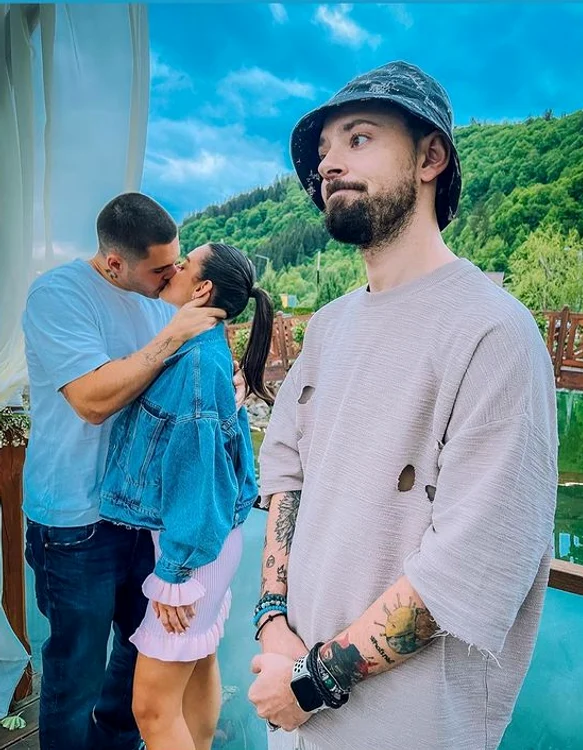 Poza publicată de Cucu de la "Noaptea târziu" foto: instagram