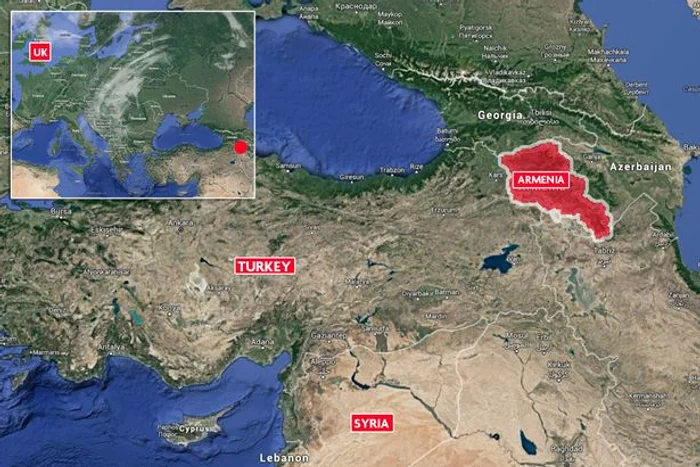 
    Sediul central al poliției din Erevan este ocupat de teroriștiFoto: Twitter  