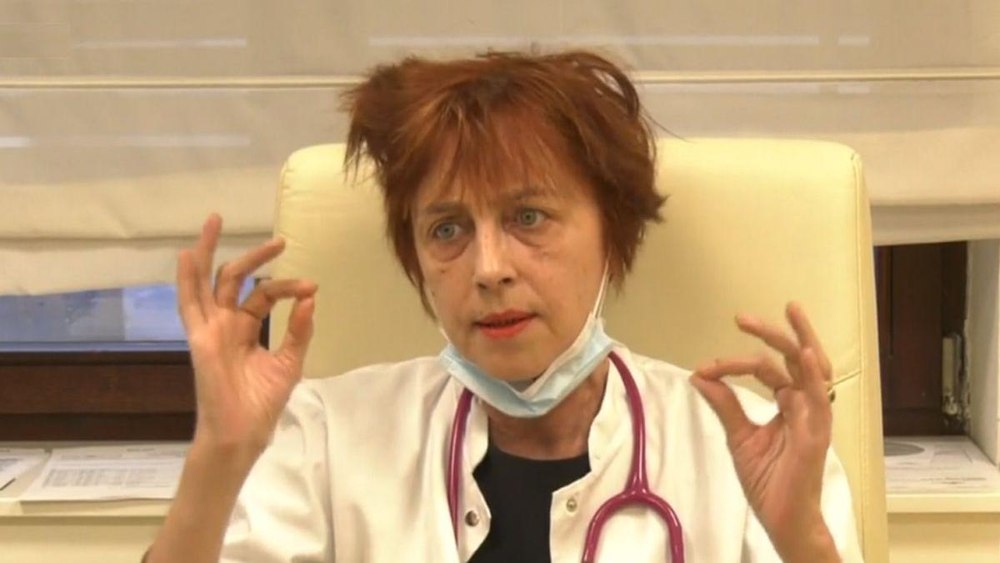 Medicul antivaccinist Flavia Groșan ar fi în comă, la spital: „Este ventilată artificial”