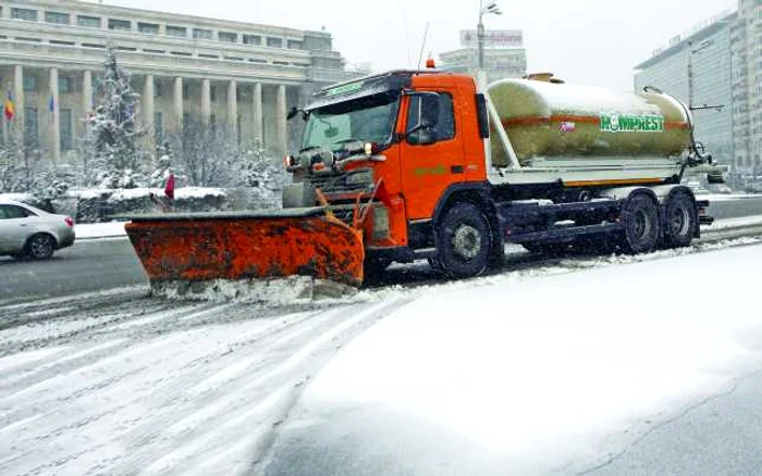 În Bucureşti, firma Romprest are contracte de ridicare a gunoiului doar în Sectorul 1