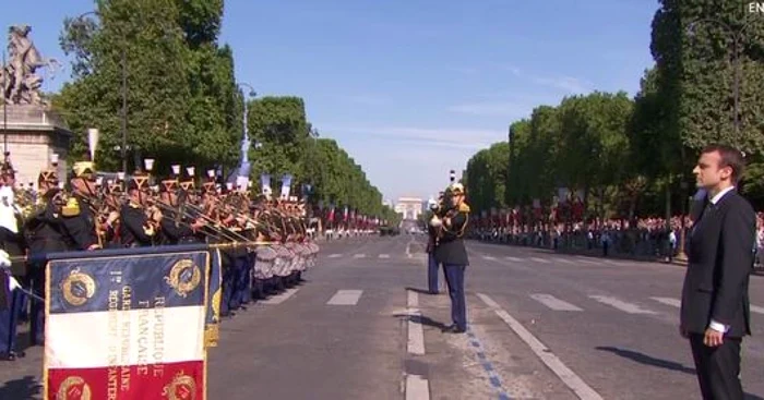 Emmanuel Macron participa la prima parada militara in calitate de presedinte al Frantei FOTO Le Figaro