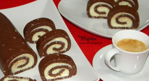 rulada de biscuiti cu crema de unt poza final jpeg