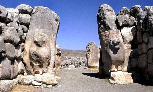 Hitiţii şi binevoitorii lor zei jpeg