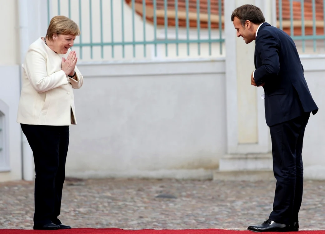 Angela Merkel şi Emmanuel Macron FOTO EPA-EFE