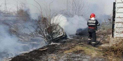 incendiu auto
