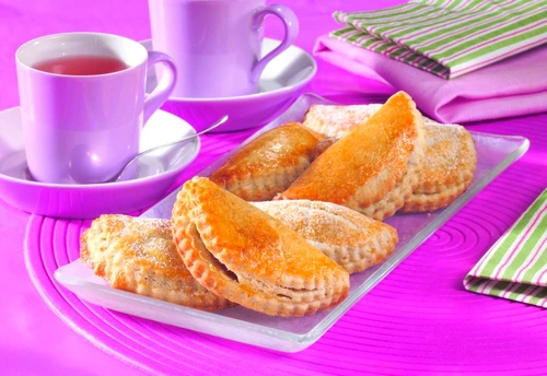 pateuri cu ciocolata si frisca jpeg