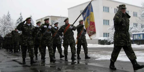 Militarii au defilat la -5 grade Celsius