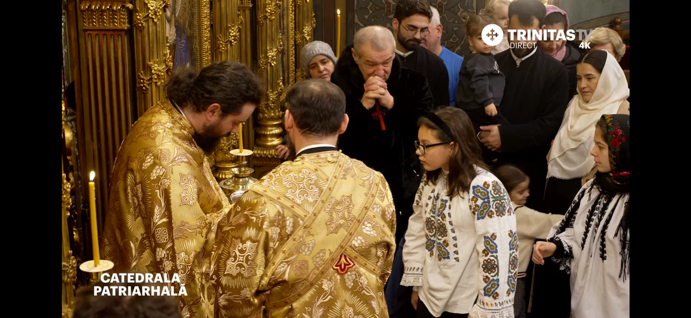 Gigi Becali, copleșit de emoții în cadrul slujbei de la Catedrala Patriarhală / Foto: Trinitas TV