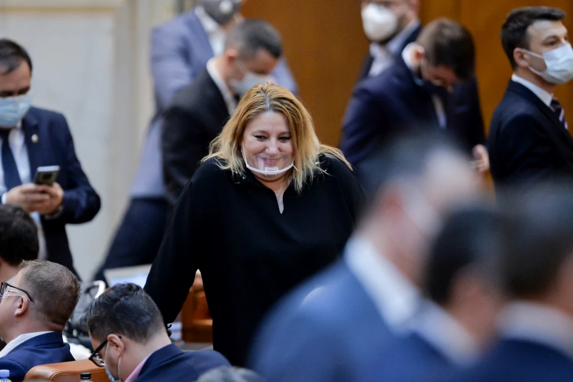 Senatoarea independentă Diana Ivanovici Şoşoacă FOTO: Mediafax/ Alexandru Dobre