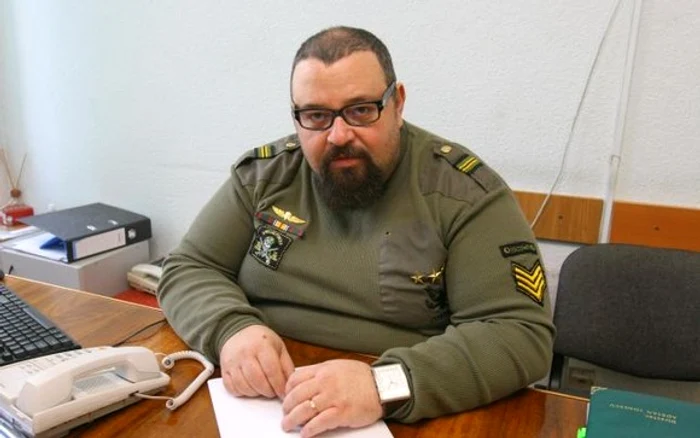
    Piedone a spus că strângerea de semnături va dura până în ultima zi de campanie  