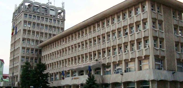 Conducerea judeţului vrea să afle părerea cetăţenilor