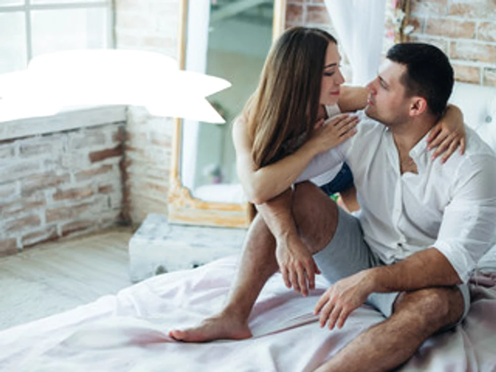 
    Să pretinzi că eşti altcineva este un lucru pe care nu trebuie să-l faci dacă îţi doreşti o relaţiefoto: 123RF  