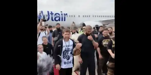 kadarov gif gif