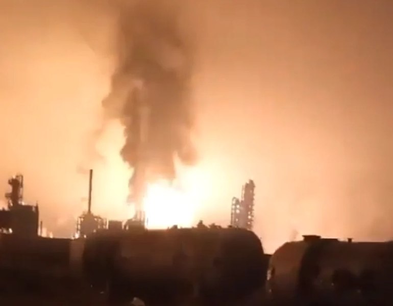 Ucraina a atacat o rafinărie de petrol din regiunea Samara, din Rusia