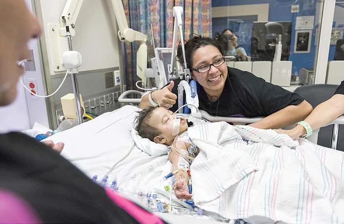 Al doilea prenume al lui Knatalye este Hope, care înseamnă speranţă