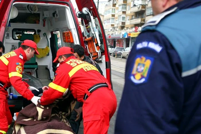 Nu se cunosc circumstanțele în care băiatul de 12 ani a căzut de la etajul trei