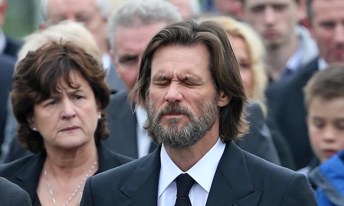 jim carrey hepta 2172383 jpeg