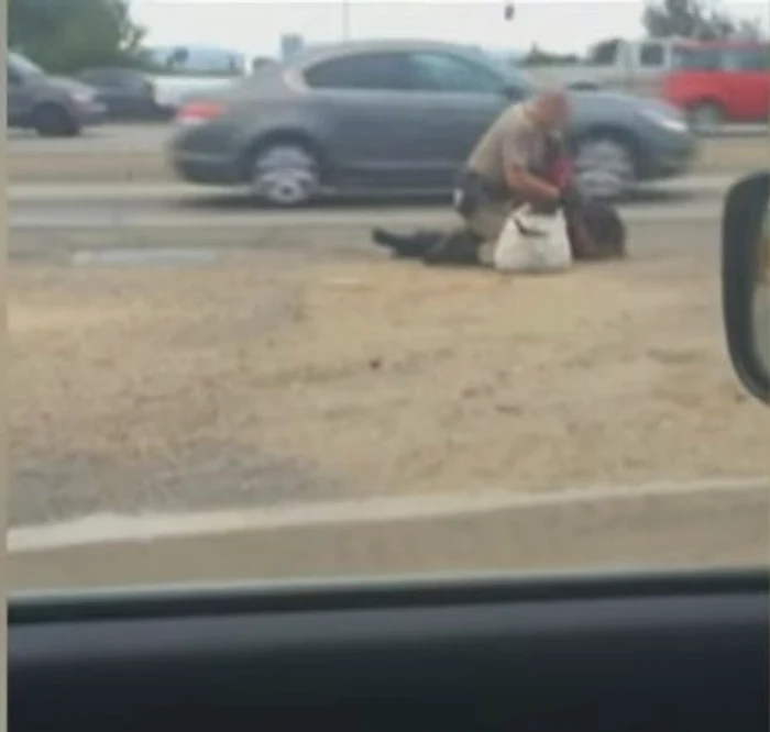 Bărbatul este anchetat de superioriFoto Youtube