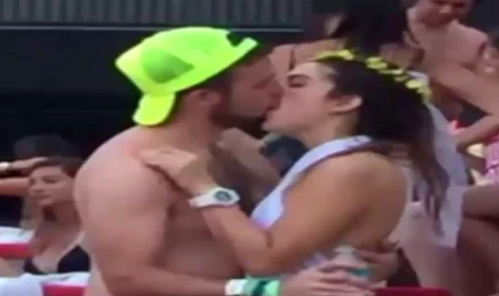 
    S-a sărutat cu un bărbat la petrecerea burlăcițelor foto: captură video  