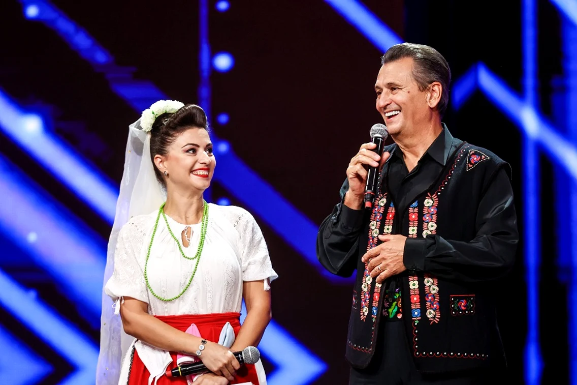 Larisa Barbu și Nea Mărin la Stand-Up Revolution