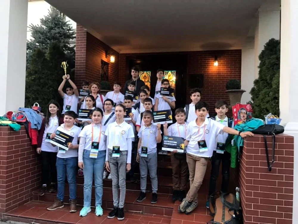 elevii slatineni trofeo coder dojo