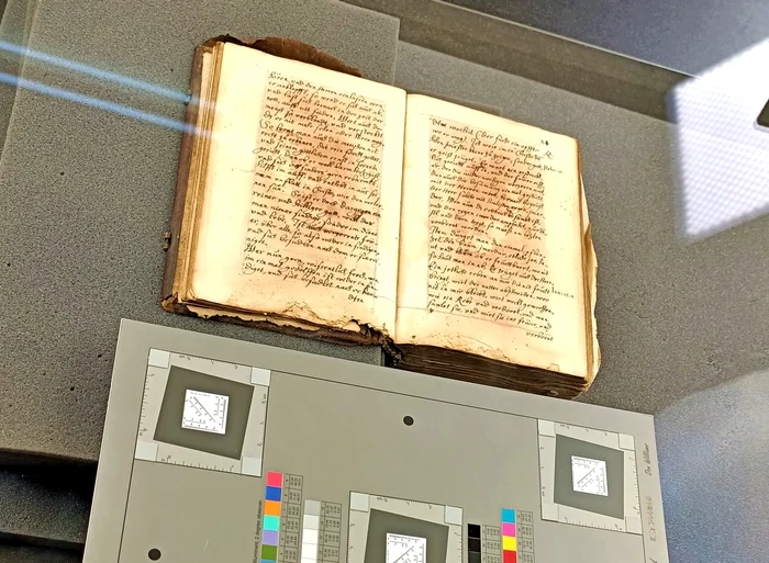 Manuscris despre istoria anbaptiștilor aflat la Alba Iulia FOTO Biblioteca Batthyaneum