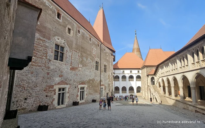 Castelul Corvinilor din Hunedoara. Foto Daniel Guță ADEVĂRUL