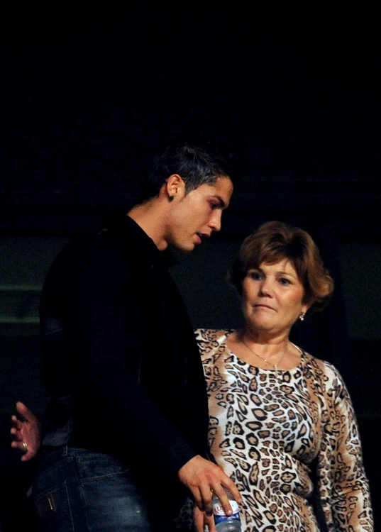 
    Cristiano Ronaldo și mama sa, Dolores Aveiro  