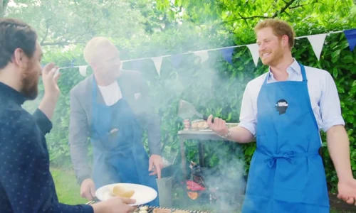 Printul Harry gateste gratar jpeg