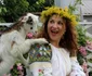 Nicoleta Ene jurnalista Europa FM care promovează Zilele Recoltei şi bucatele din propria cămară Foto FB Ene Nicoleta 